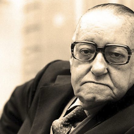 Alejo Carpentier, autor de "Os passos perdidos"