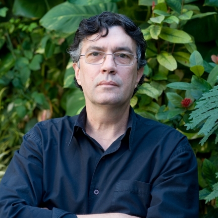 Alonso Alvarez, autor de “Meia-noite na biblioteca”