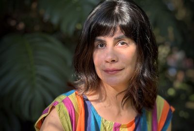 Ana Costa dos Santos, autora de "Voo breve sob o sol" Foto: Ronaldo Dimer