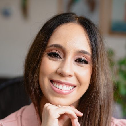 Bethânia Pires Amaro, autora de "Ressalga". Foto: Lorena Vinturini