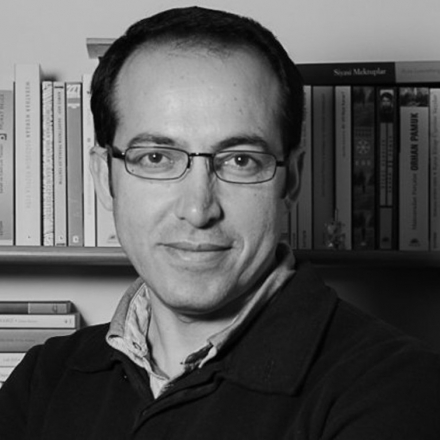 Burhan Sönmez, autor de “Istambul Istambul”