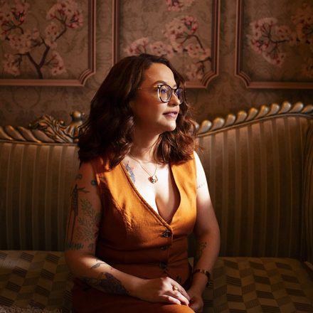 Dia Bárbara Nobre, autora de "A boca do mundo".  Foto: Gislene Barreto