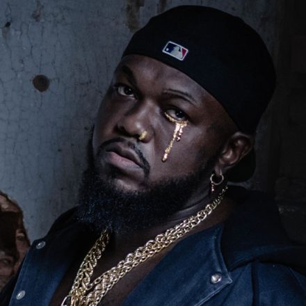 O rapper e compositor Djonga é uma das atrações do Fliaraxá