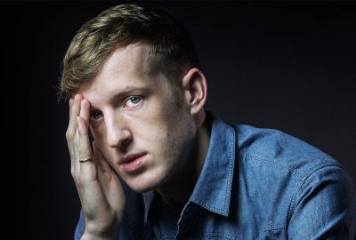 O francês Édouard Louis, autor de “Quem matou meu pai”