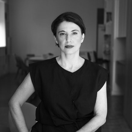 Giovana Madalosso, autora de "Batida só". Foto: Renato Parada