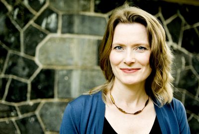Jennifer Egan, autora de "O torreão" e "A visita cruel do tempo"