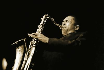 John Coltrane foi um saxofonista e compositor de jazz norte-americano