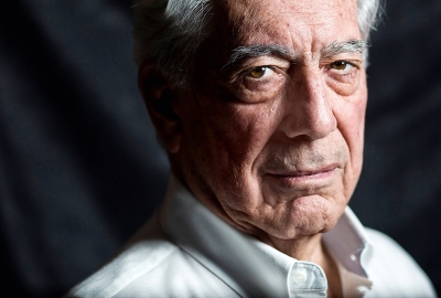 Mario Vargas Llosa vai ocupar a cadeira 18 da Academia Francesa