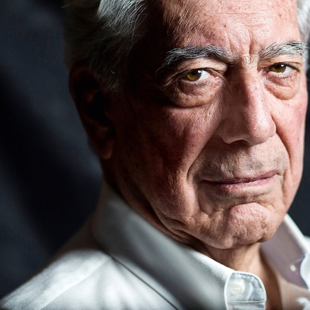 Mario Vargas Llosa vai ocupar a cadeira 18 da Academia Francesa