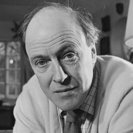 Roald Dahl, autor de “Bichos malvados”