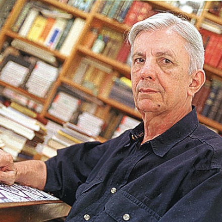 Sebastião Uchoa Leite, poeta, ensaísta e tradutor brasileiro