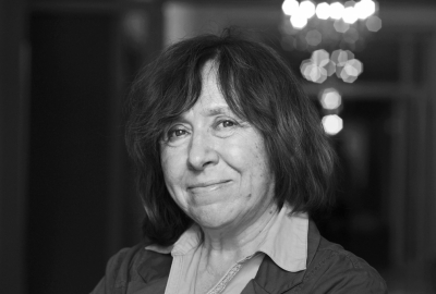 A bielorussa Svetlana Alexievich, uma das signatárias do manifesto contra a guerra da Ucrânia