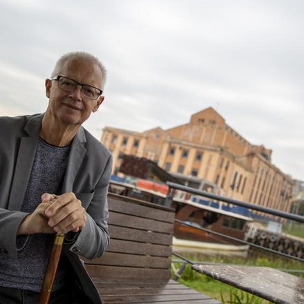 Tailor Diniz, autor de "Perigo na esquina"