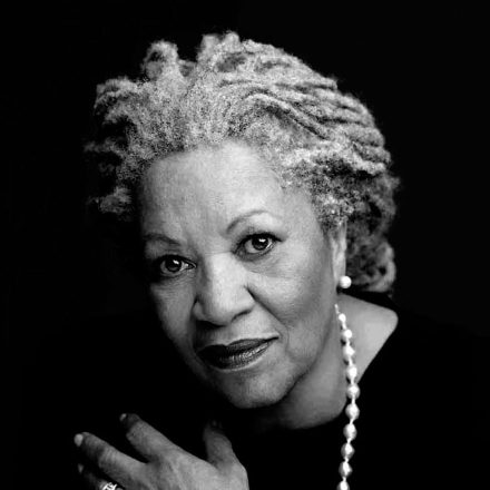 Toni Morrison: personagens possuem vida própria e independem da pena alheia.