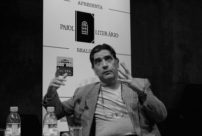 Wilson Bueno no Paiol Literario. Foto: Matheus Dias / Nume