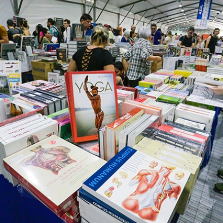 Festa do Livro da USP acontece desde 1999