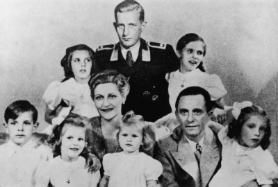 Joseph Goebbels, o propagandista do nazismo, e sua família