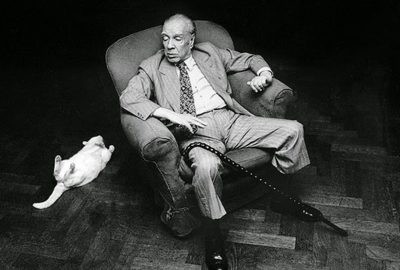 O argentino Jorge Luis Borges, autor de clássicos da literatura universal