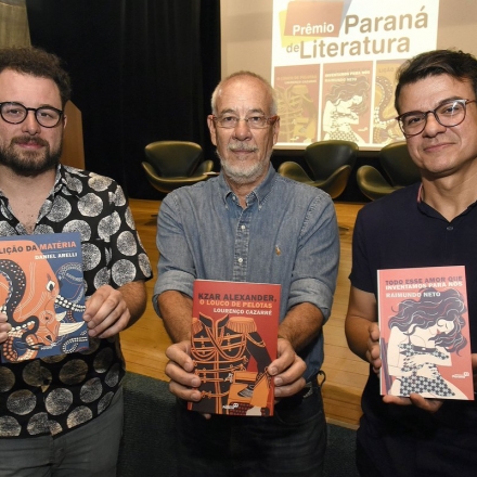 Daniel Arelli, Lourenço Cazarré e Raimundo Neto Foto: Kraw Penas